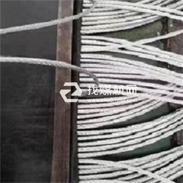 煒泰耐磨橡膠斗提機皮帶 阻燃鋼絲繩輸送帶制作廠家